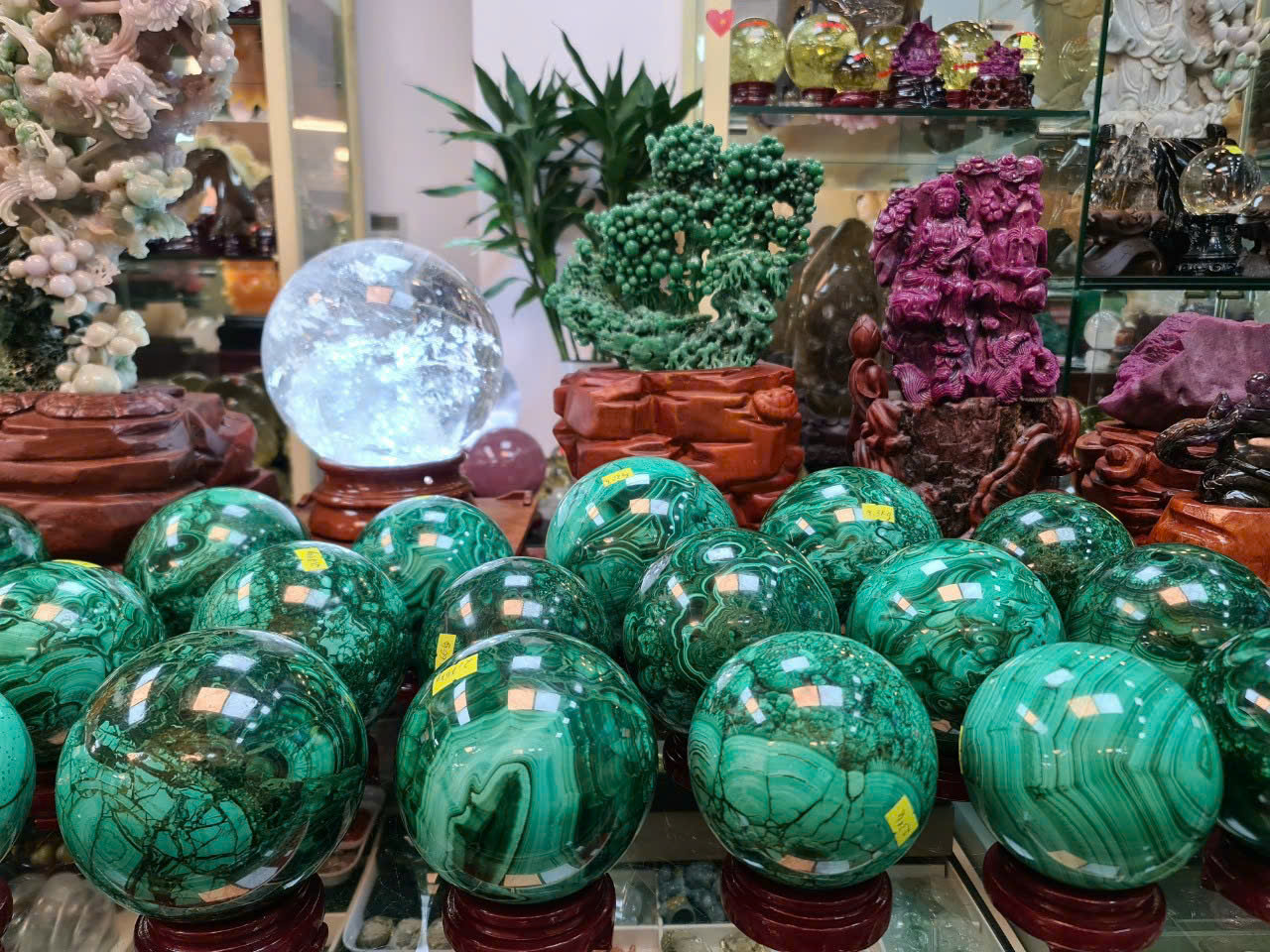 đá bi cầu khổng tước