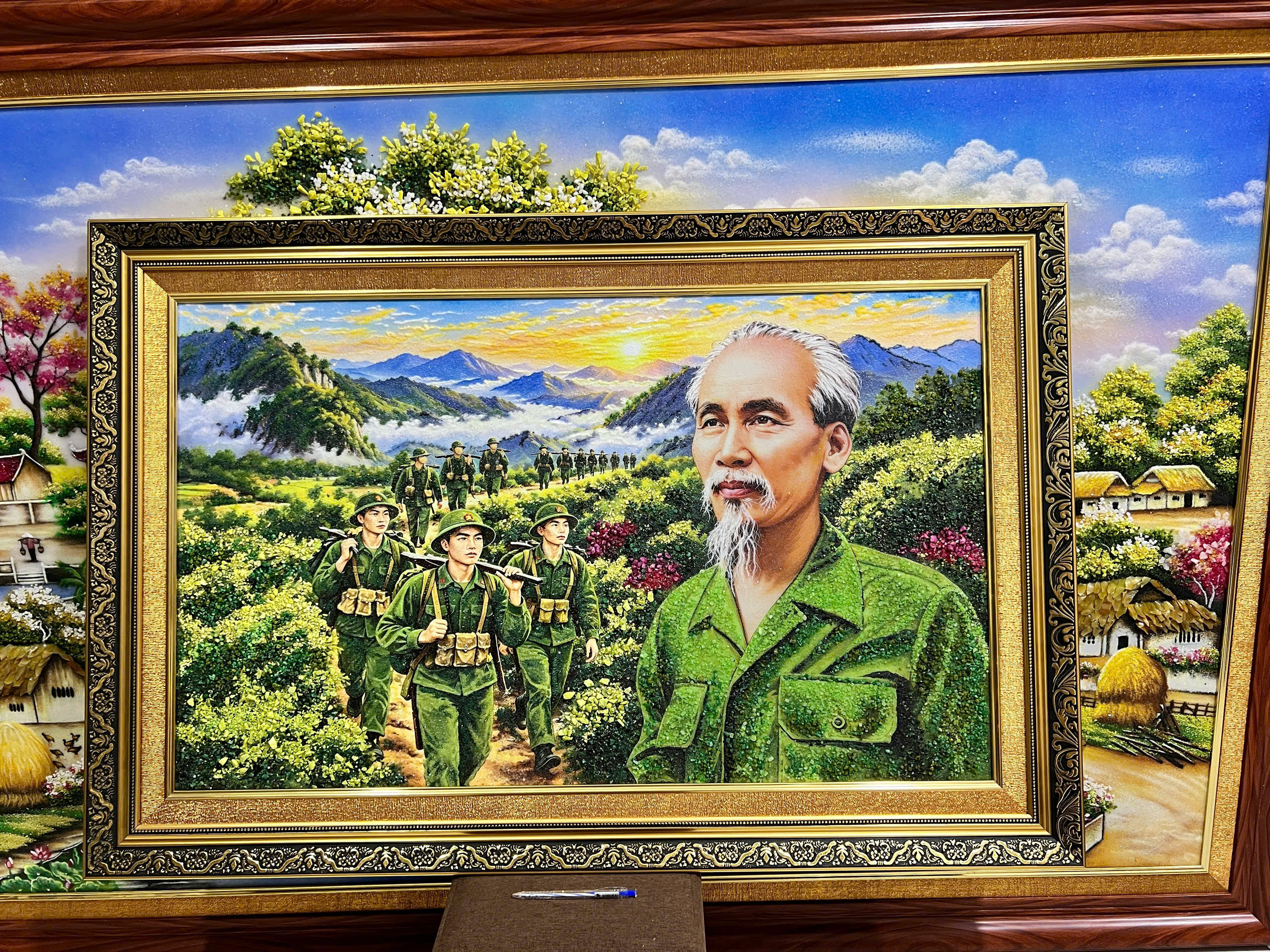 Tranh Bác Cùng Chúng Cháu Hành Quân