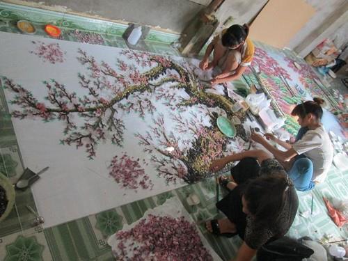 Quy trình làm tranh đá quý