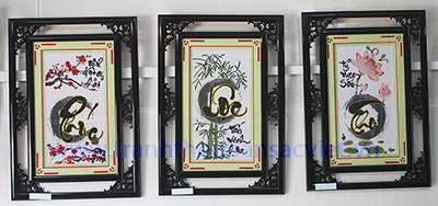 Khung tranh họa tiết cách điệu